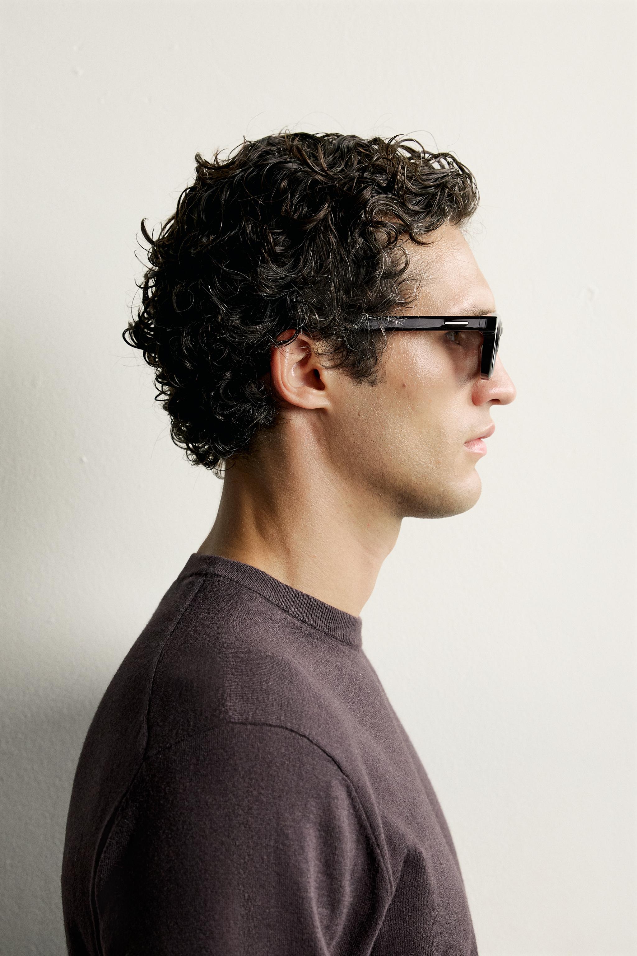 CAT-EYE SUNGLASSES